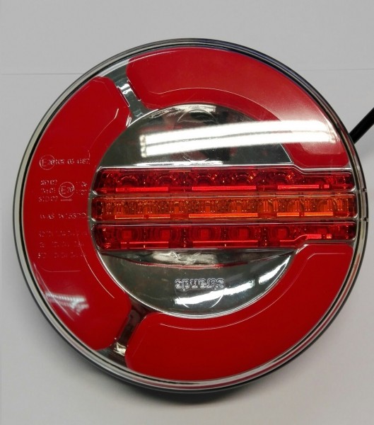 LED taillight with dynamic direction