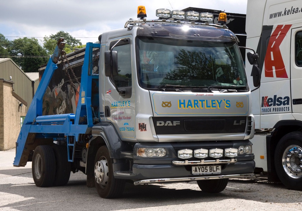 Aluminum HiBar for DAF LF with Sunvisor