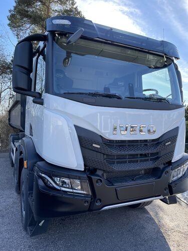 [42807672] Vuilafstoters Iveco S-WAY