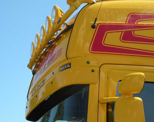 [75152872] Plexi voor XL Zonneklep Scania 4 / R (-2013) Topline  met 5 Lampgaten voor Markeerlichten